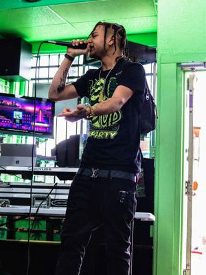 Hip-Hop artist Drexz at Myxed Up Pueblo