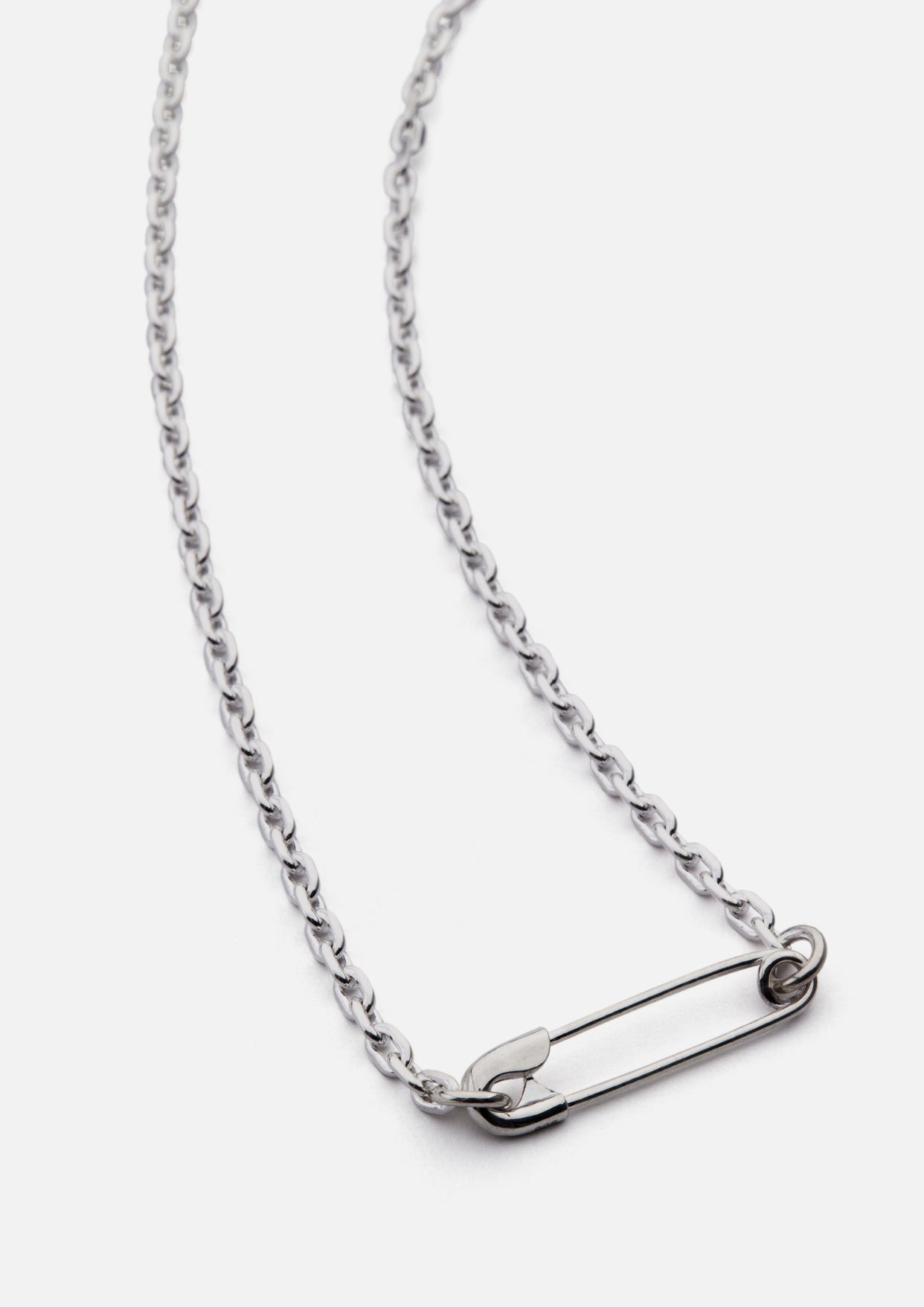 SILVER SAFETY PIN NECKLACE