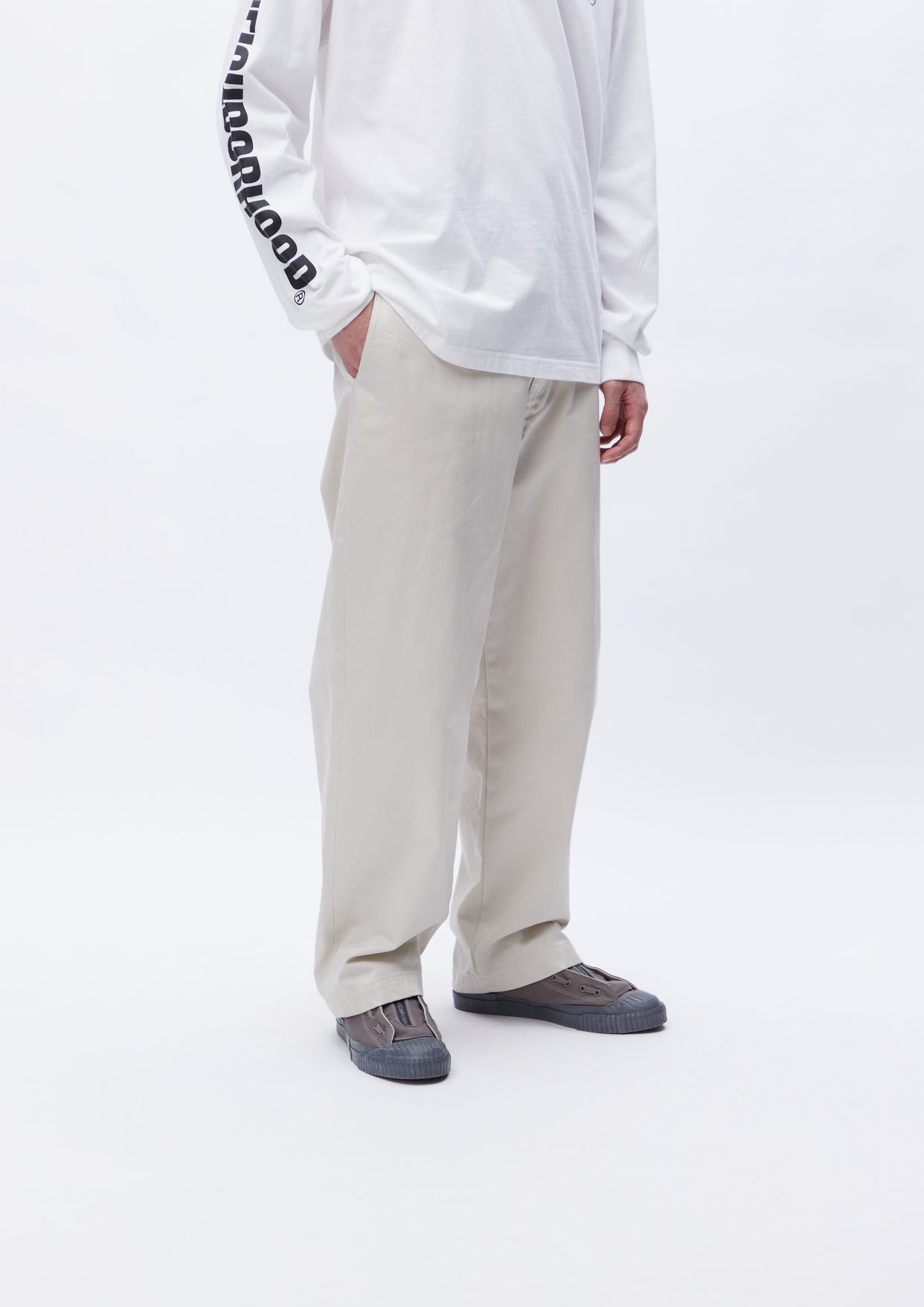 素人寸法ですが23S/S NEIGHBORHOOD CLASSIC CHINO PANTS