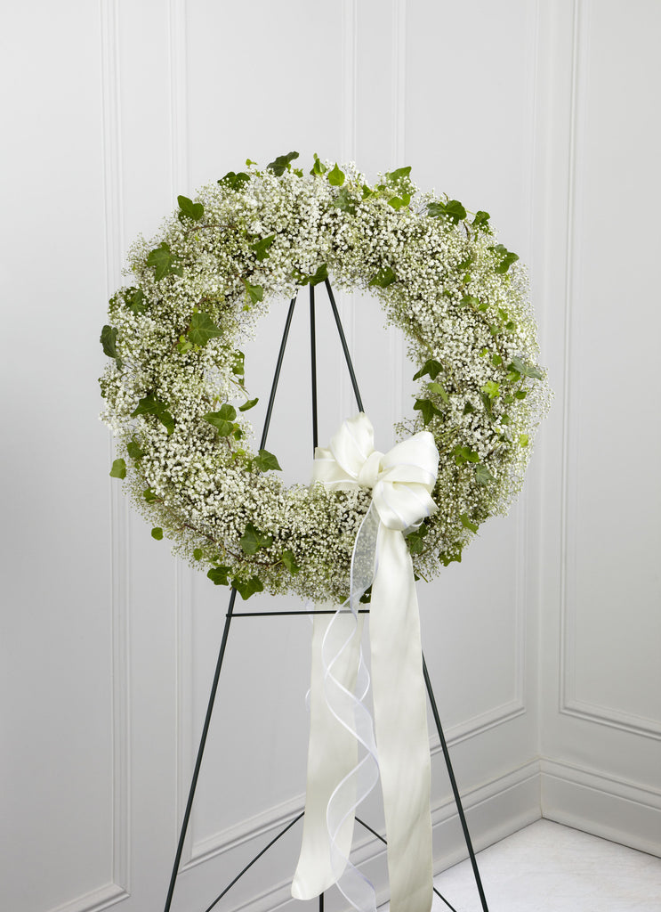 The Ftd Precious Wreath S7 4448 Beaudry Flowers