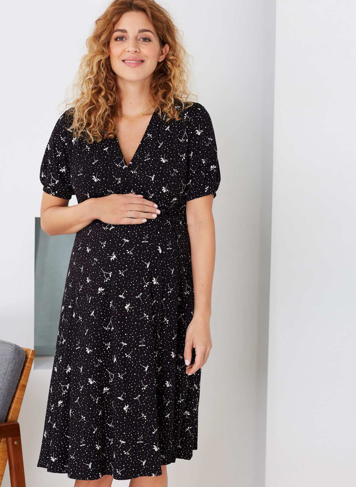 Evie Maternity Wrap Dress – Isabella Oliver UK