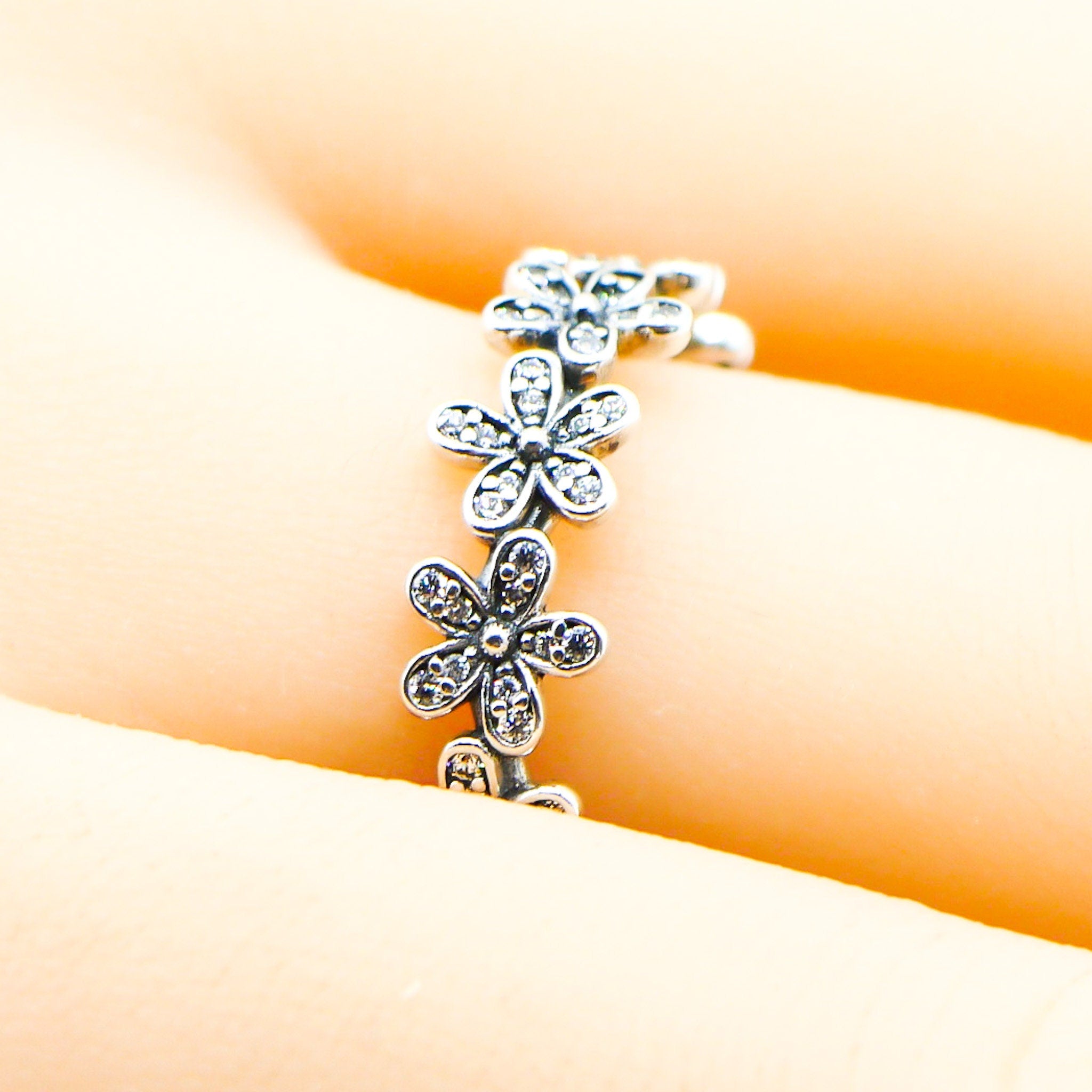 dazzling daisy meadow stackable ring