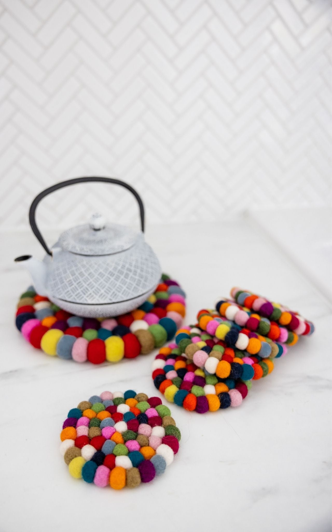 Felt Ball Set - Trivet + 6 Coasters (Multicolour)