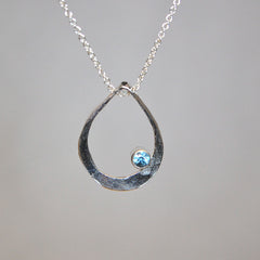 Raindrop pendant with Zircon