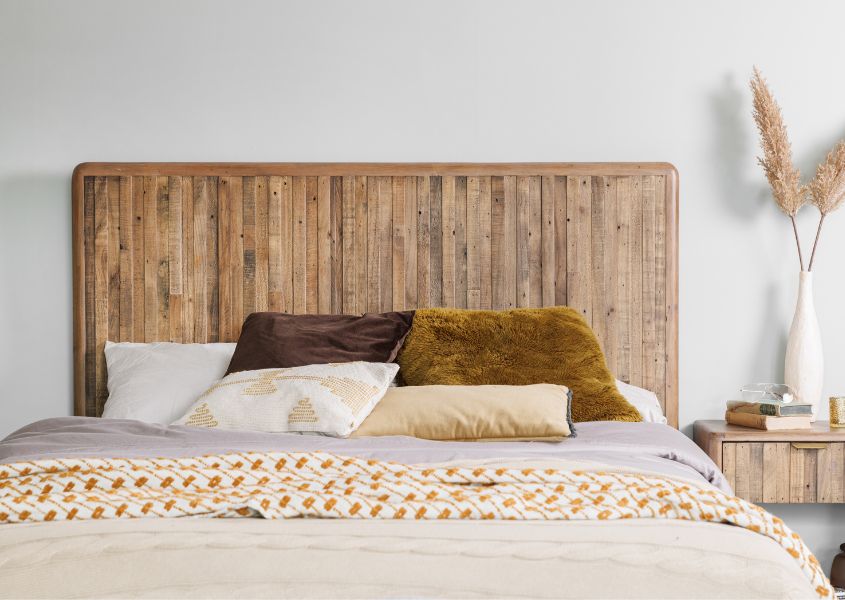 Wooden headboard for farmhouse bedroom blog