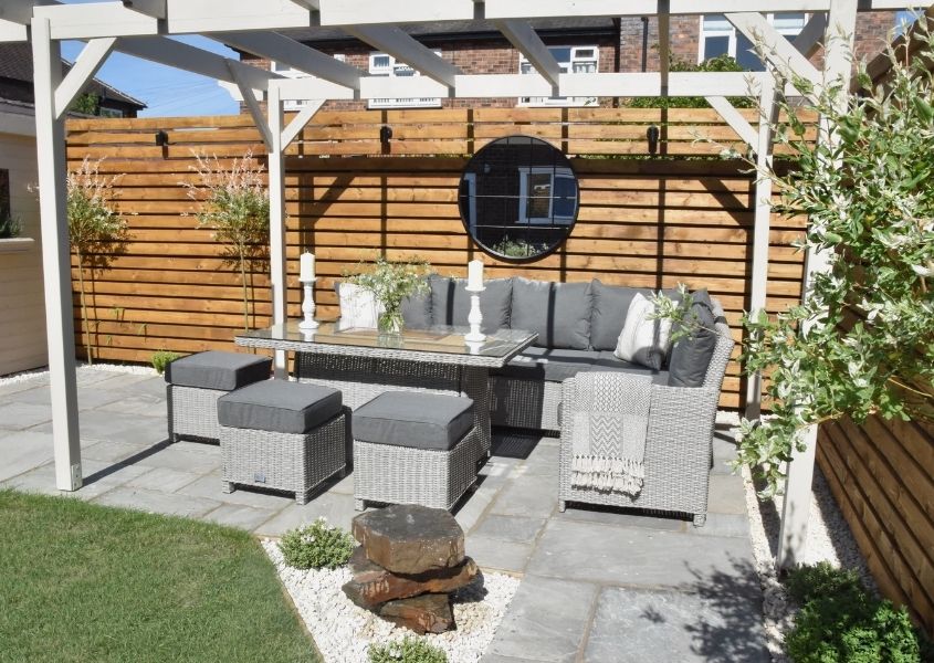 patio garden with outdoor garden furniture