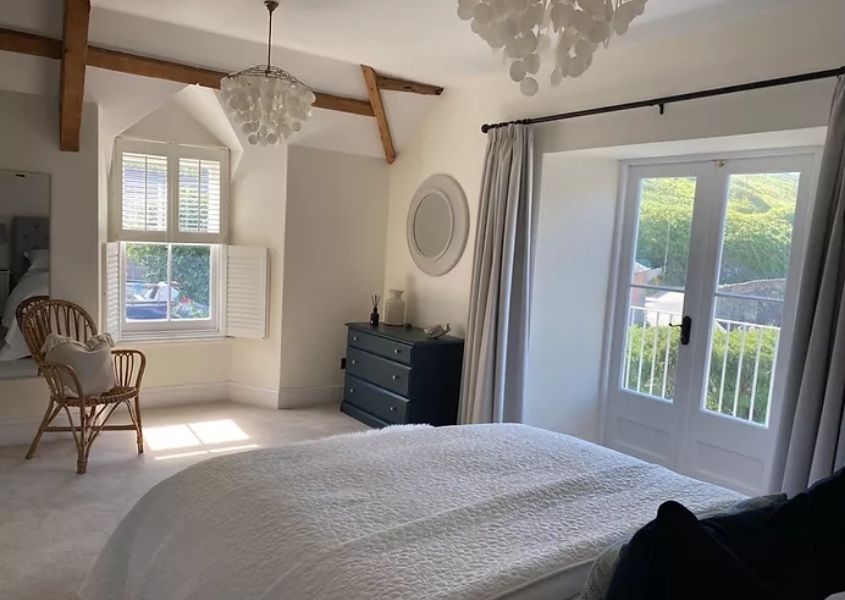 Master bedroom at Leat House Cornwall