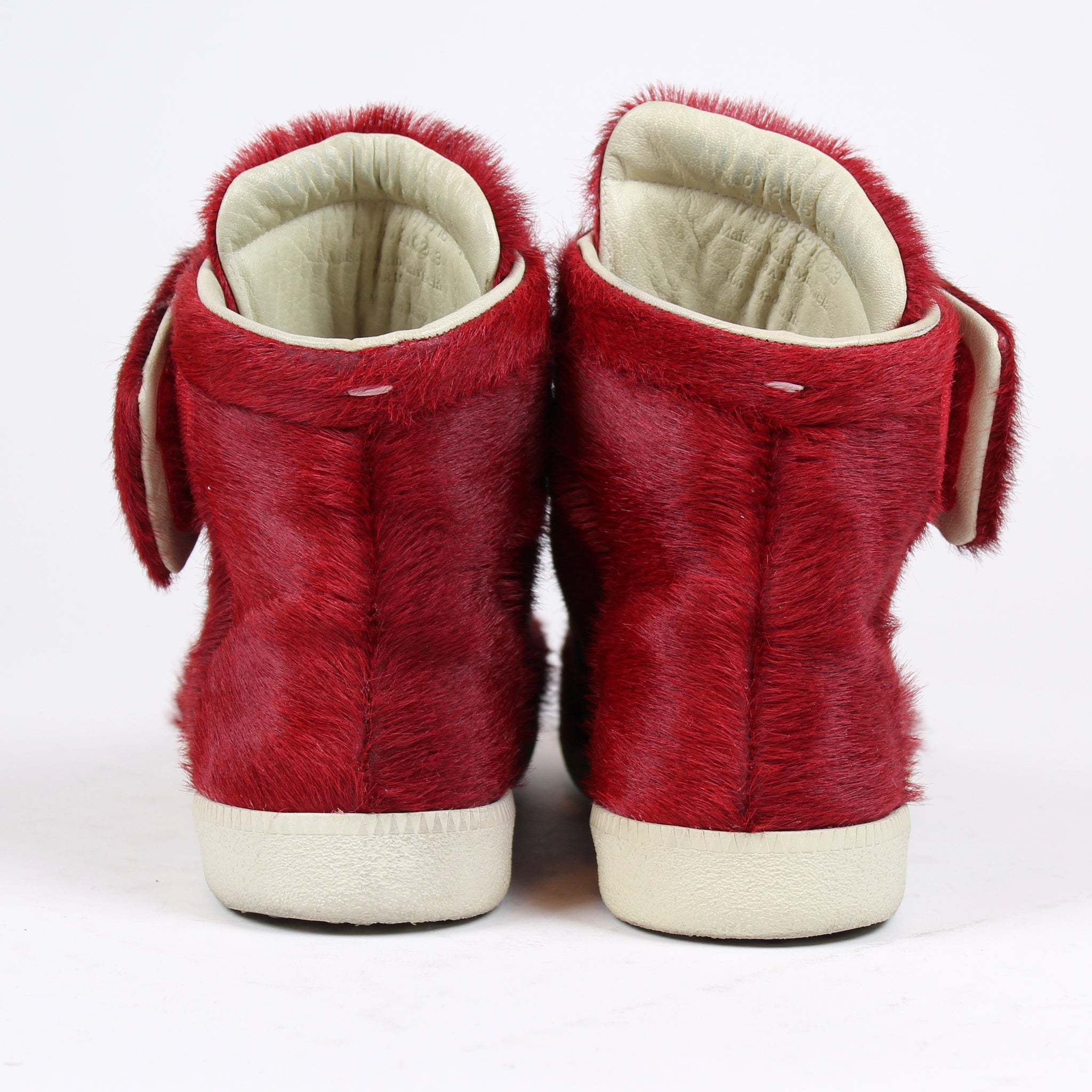 Maison Martin Margiela Sci-Fi Red Pony SZ 40 – ztorfa