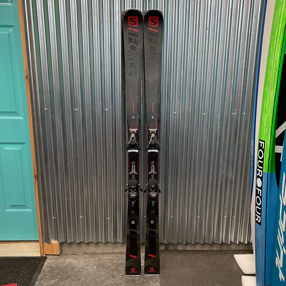 Salomon 11 Skis w/ Salomon Z12 Bindings - DEMO — Vermont Ski and Sport
