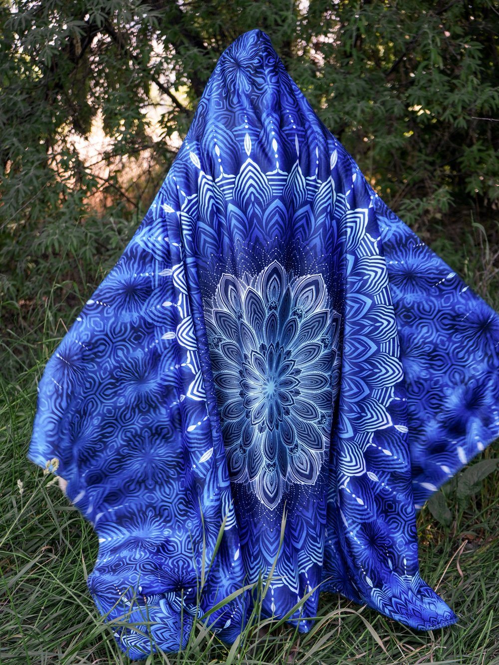 Aqua Mandala Hooded Blanket l ElectroThreads - Electro Threads