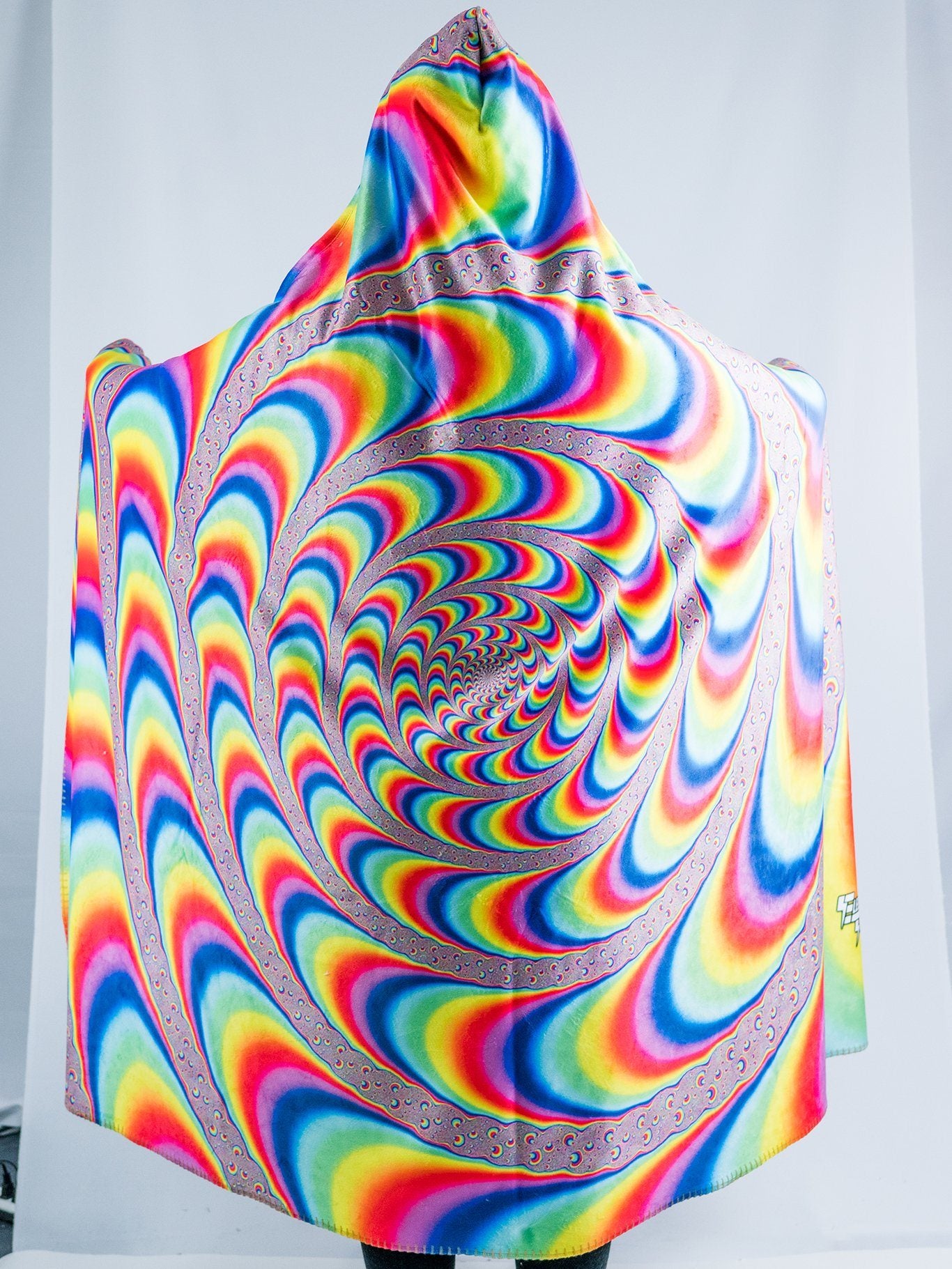 Trippy Spiral Hooded Blanket Electro Threads