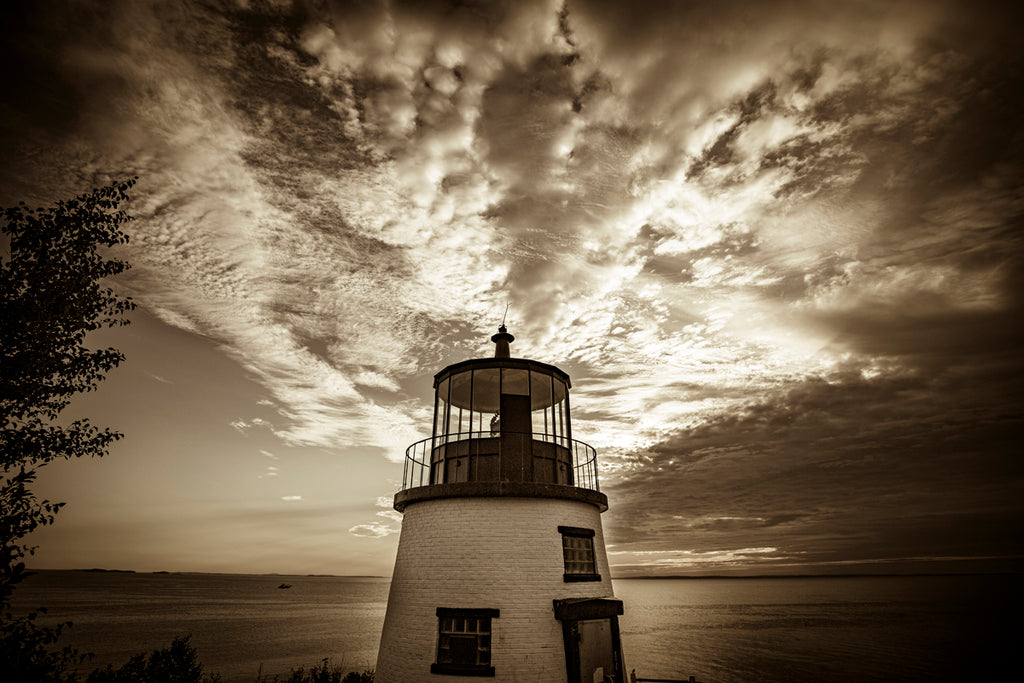 Owls Head Lighthouse At Sunrise Mcgaw Graphics