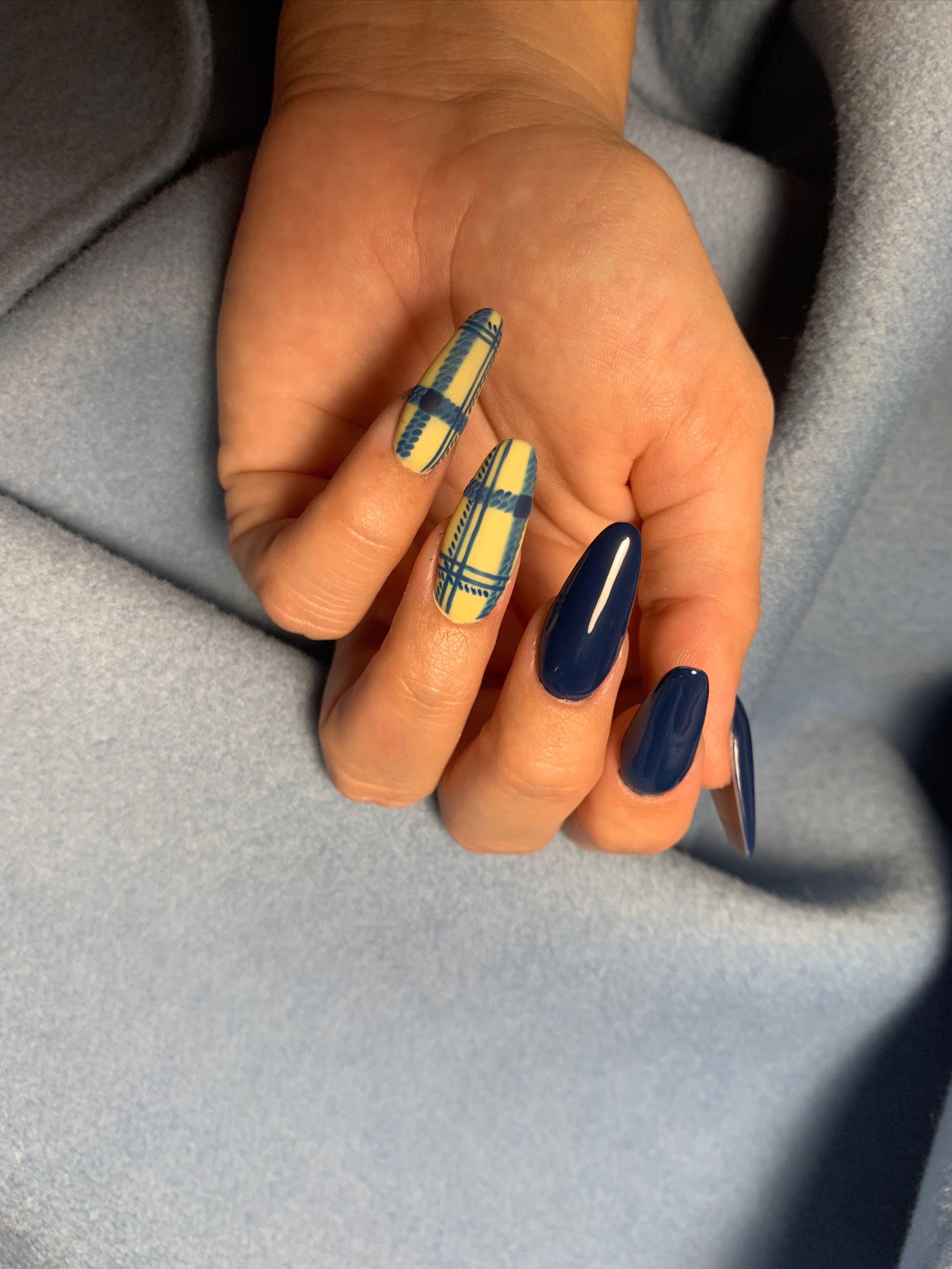 tartan blu nail art chiara caruso