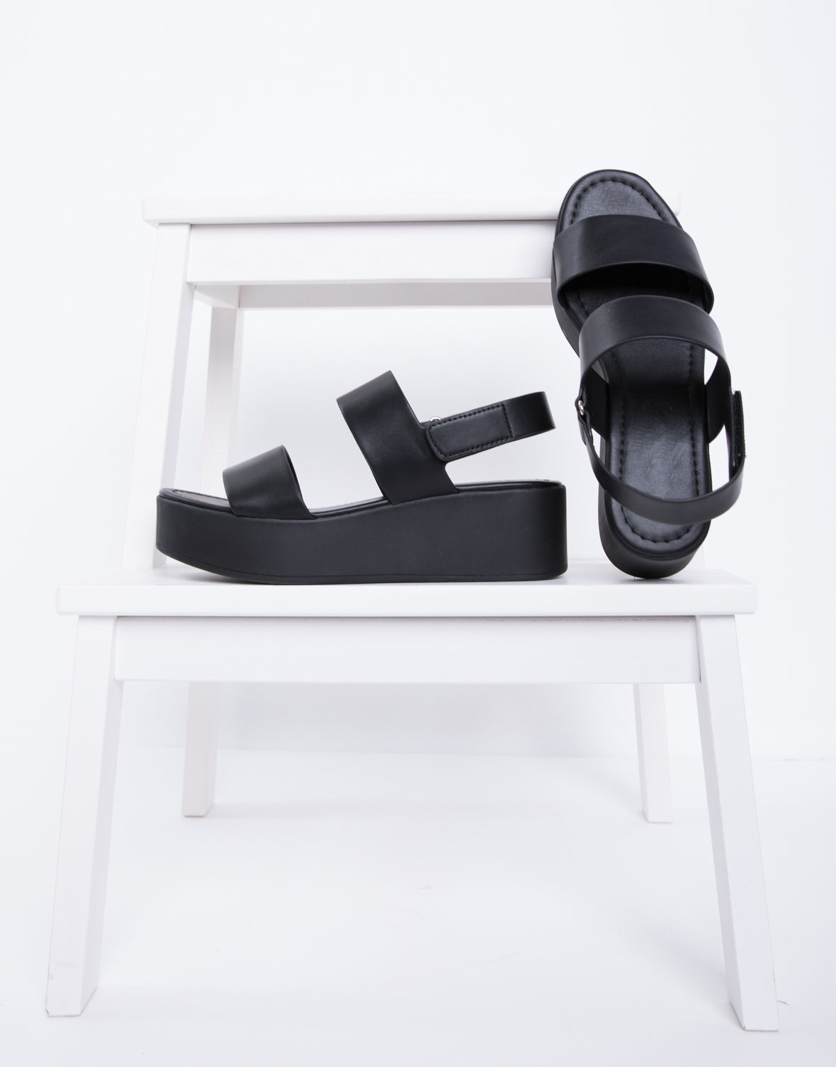 90s black sandals