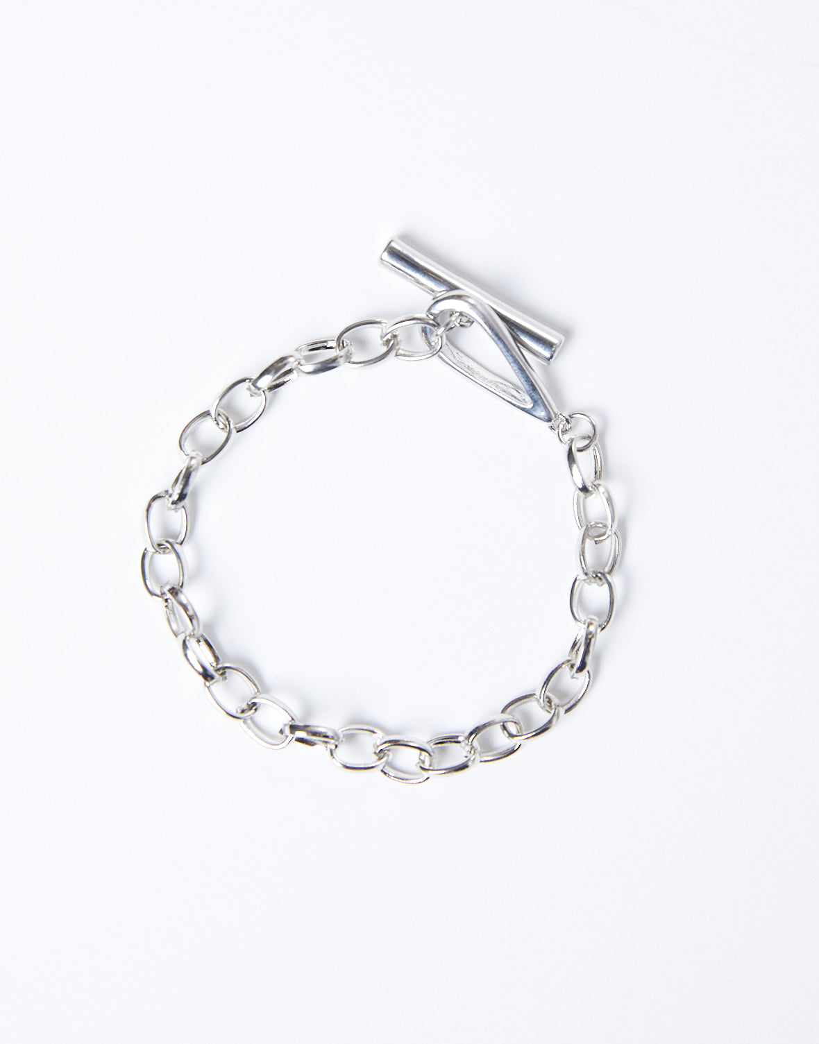 Chained Up Bracelet – 2020AVE