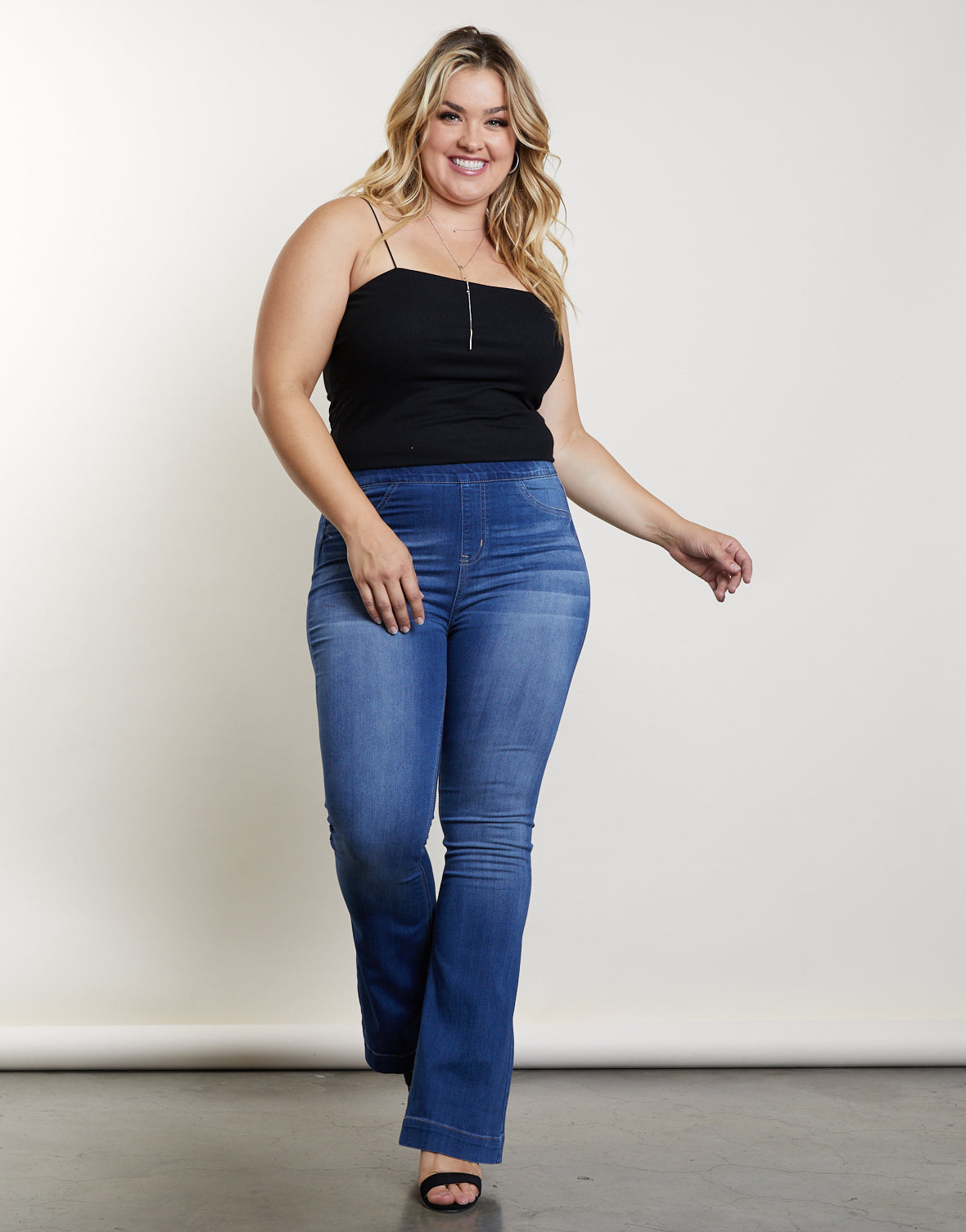 bell bottom plus size jeans