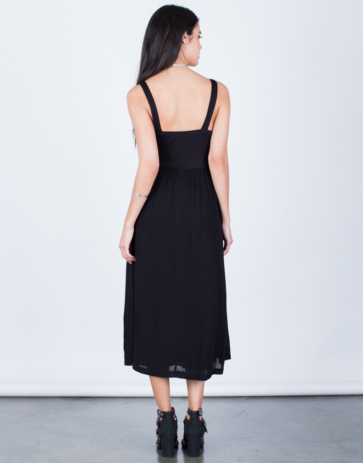 black casual midi dress