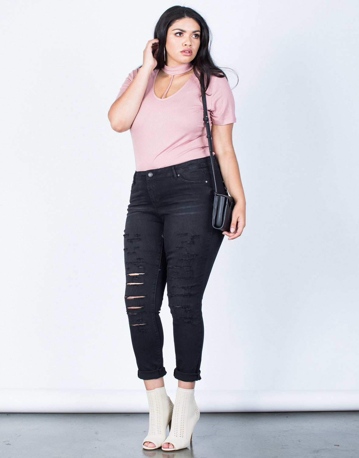 black jeans outfit plus size