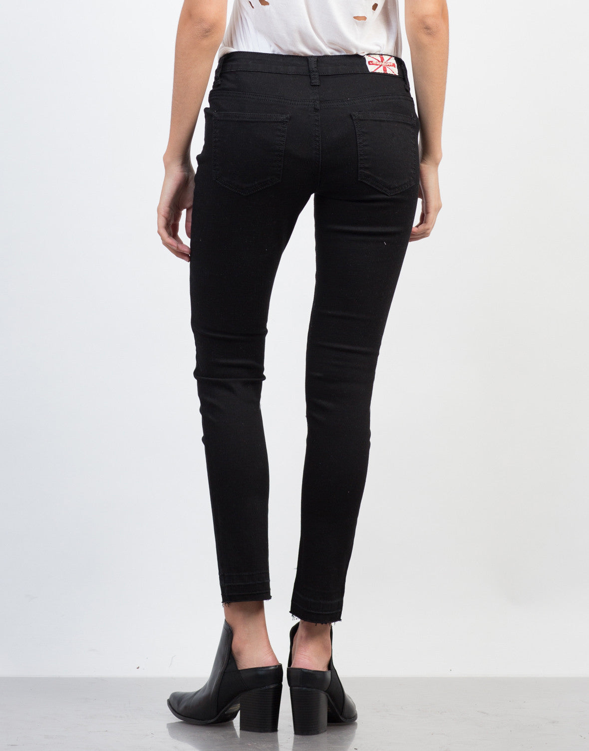 Release Those Hemlines Skinny Jeans - Black Ripped Knee Jeans – 2020AVE