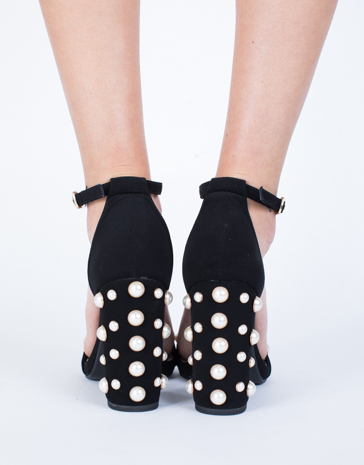 pearl heels black