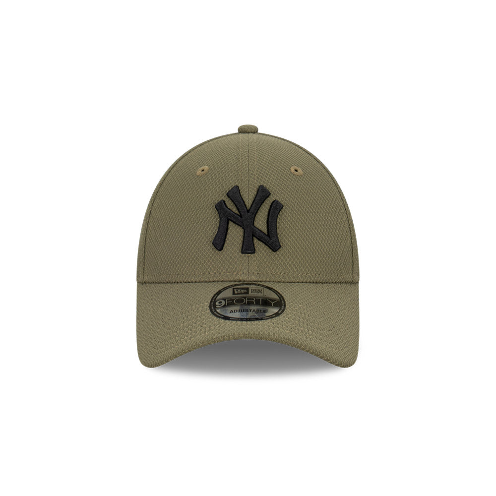 New York Yankees New Era 9FORTY Core Cap Red