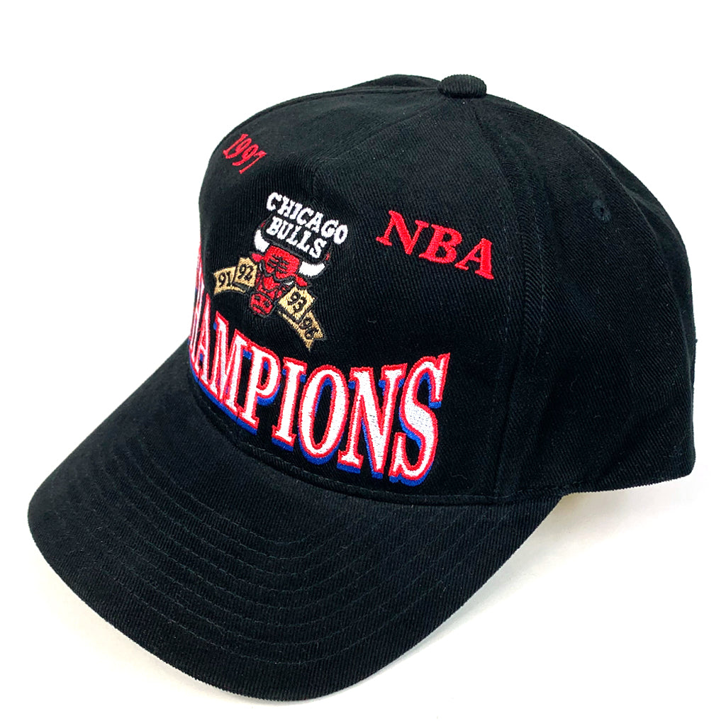 Chicago Bulls Mitchell & Ness Hardwood Classics 1996 NBA Champions Wave  Snapback Hat - Black