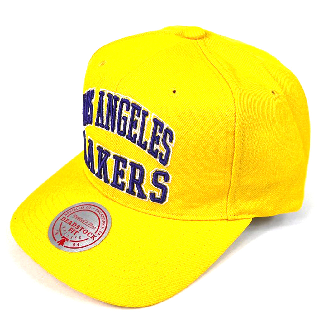 Mitchell & Ness - NBA Red Fitted Cap - Los Angeles Lakers Nightmare Fitted Red/Green Fitted @ Hatstore