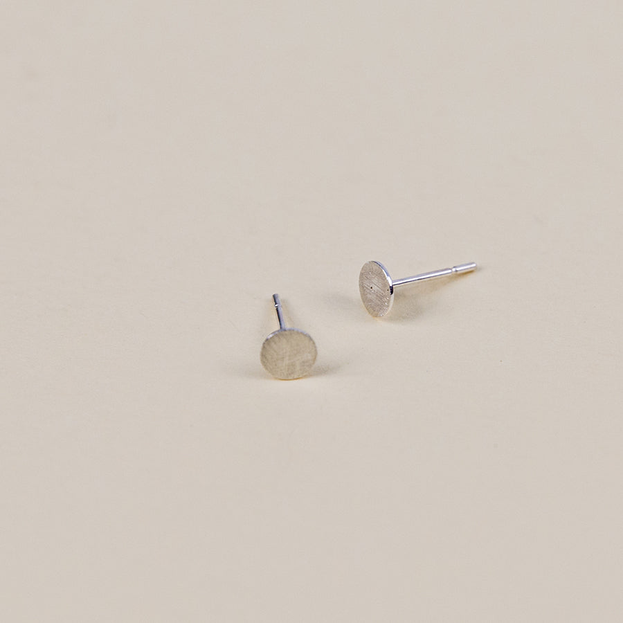 Large Dot Earrings, 5mm - Bright Silver