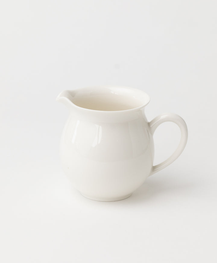 Porcelain Pouring Pitcher — Shang Tea