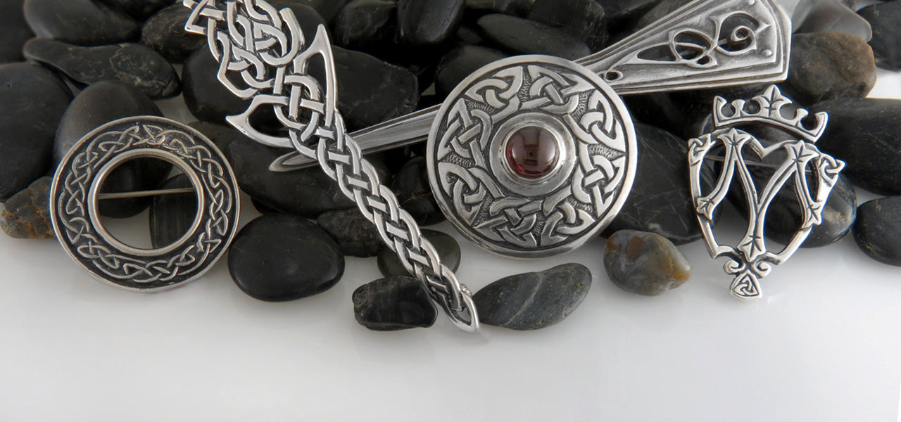 Celtic Raven Kilt Pin, Scottish Jewelry, Irish Kilt Pin, Tartan