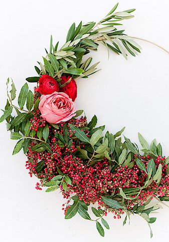 DIY Christmas Hoop Wreath from Paper and Stitch