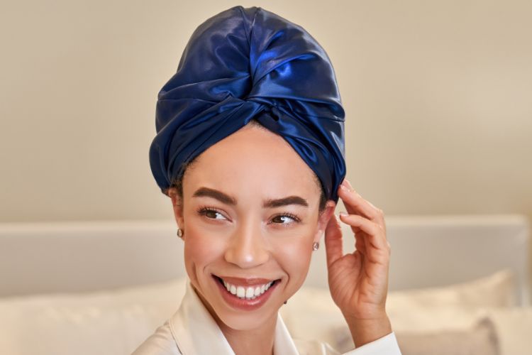 protective hairstyles can benefit from wearing a bonnet at night