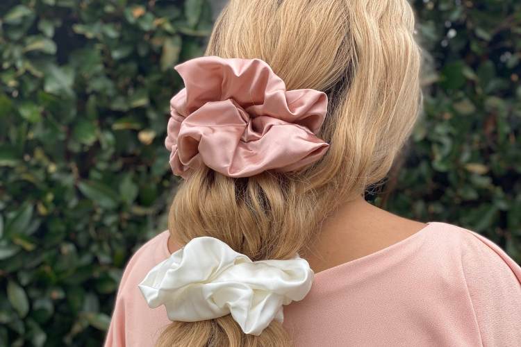 oversize scrunchie look