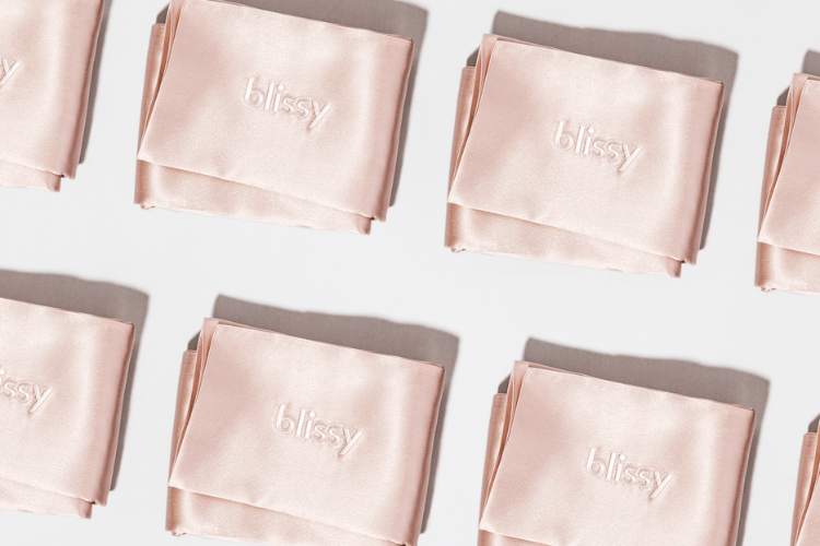 calm pink silk pillowcases to create your perfect space