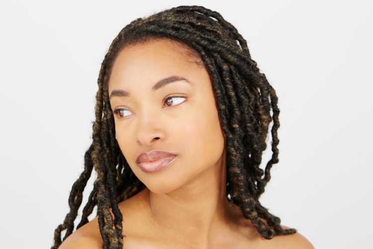 use a double-lined hair bonnet on locs