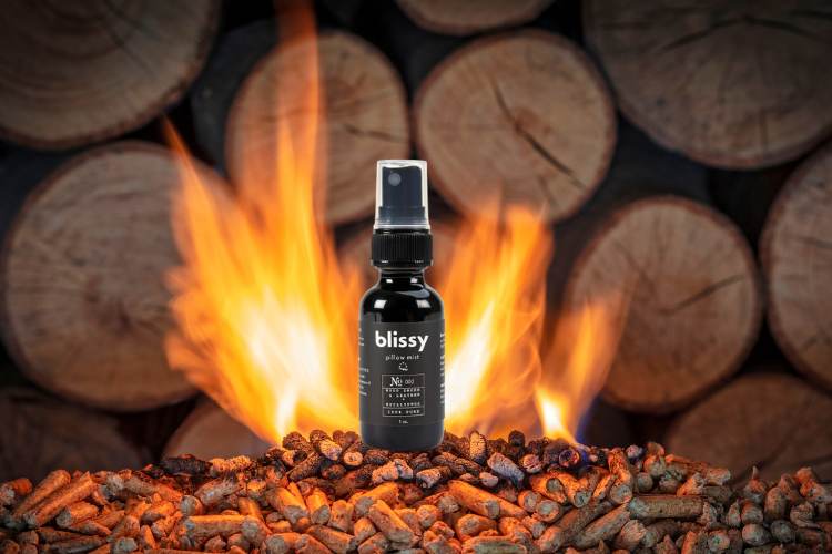 deep sleep pillow spray in woodsmoke & leather + eucalyptus