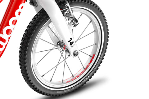 Woom 'Soopa-Doopa-Hoops' superlight aluminium rims with sealed bearing hubs.