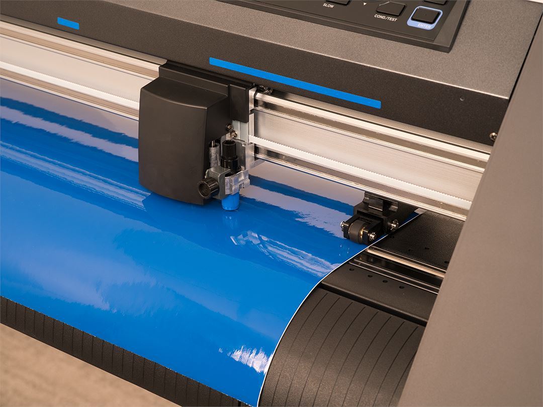 Graphtec CE7000-60 PLUS 24" Professional Vinyl Cutter Plotter Review