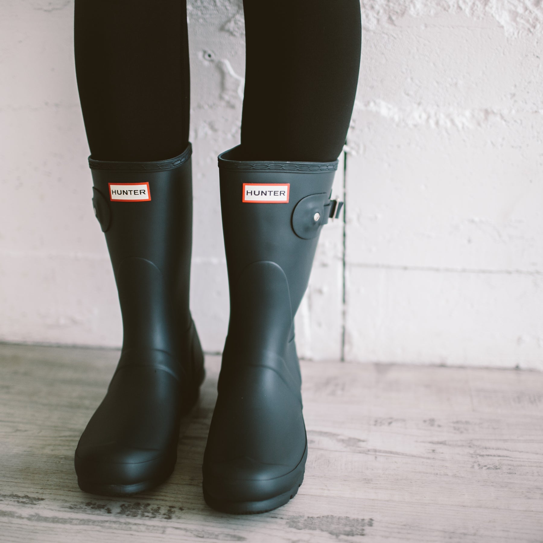 women's refined slim fit short rain boots