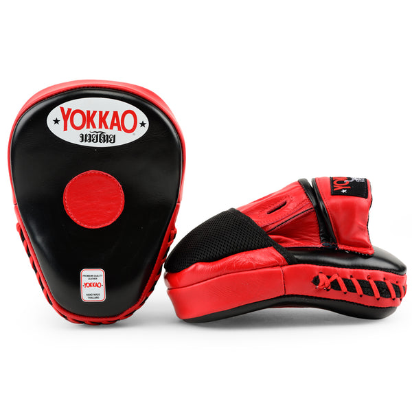 BOOSTER MUAY THAI BOXING MMA PAOS CURVED FOCUS MITTS PADS Leather Black Red