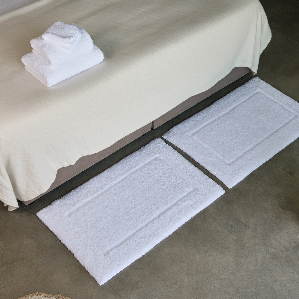 Abyss Twill Bath Towels - White  White bath towels, White hand towels,  Reversible bath rugs