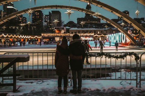 couple at skating rink