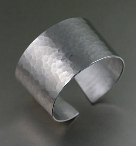 alt="10 year anniversary gift hammered aluminum cuff"