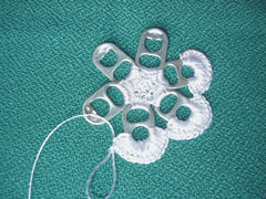 alt="crochet flower with pop tabs"