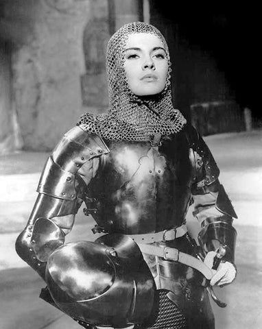 alt="joan of arc in escama scale mail armor"