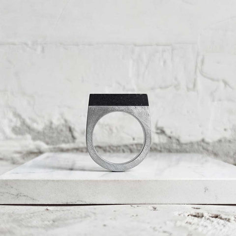 alt="aluminum ring from italy 10 year anniversary aluminum gift ideas - escama studio"