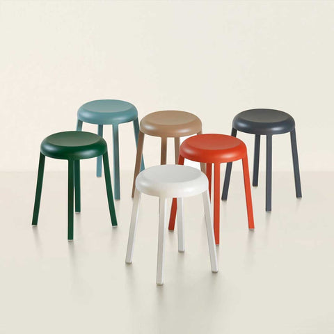 alt="modern aluminum design za stool 10 year anniversary gift - escama studio"