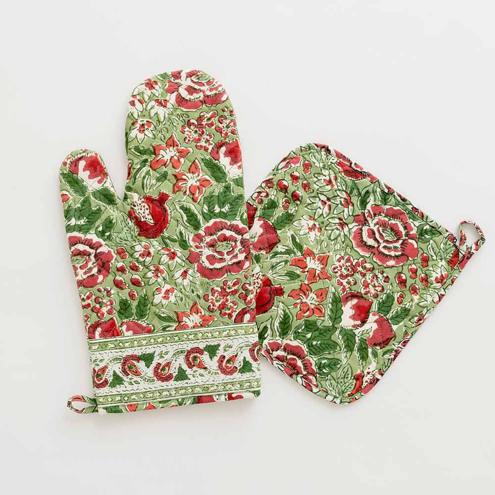 Caroline Red Tea Towel  Set of 2 - Pomegranate Inc.