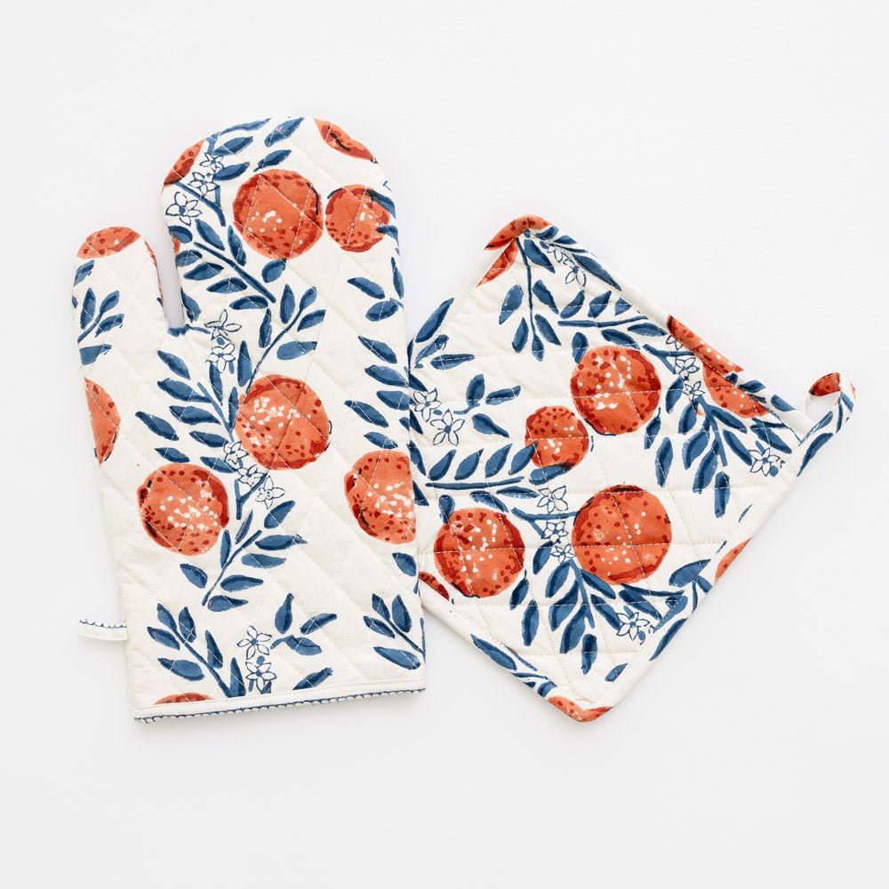 70s Flower Oven Mitt Set