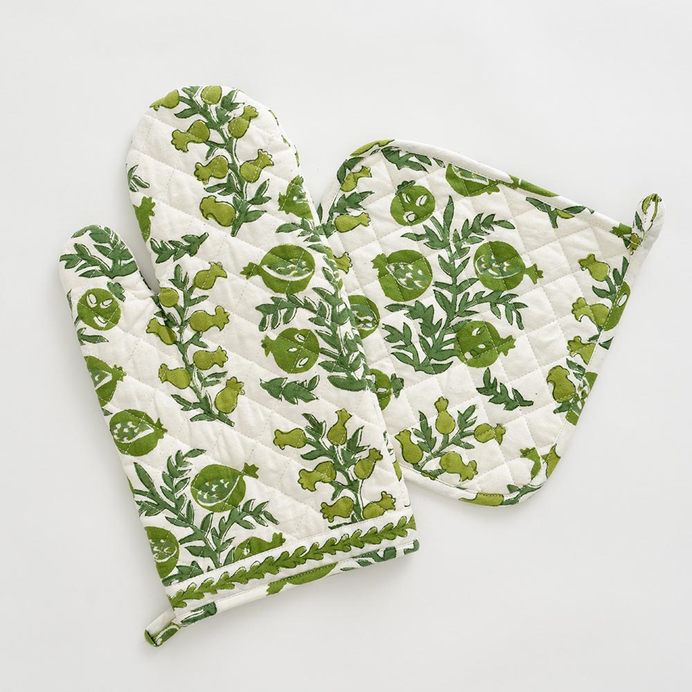 Now Designs and Danica Oven Mitts and Potholders - Artichoke OTR